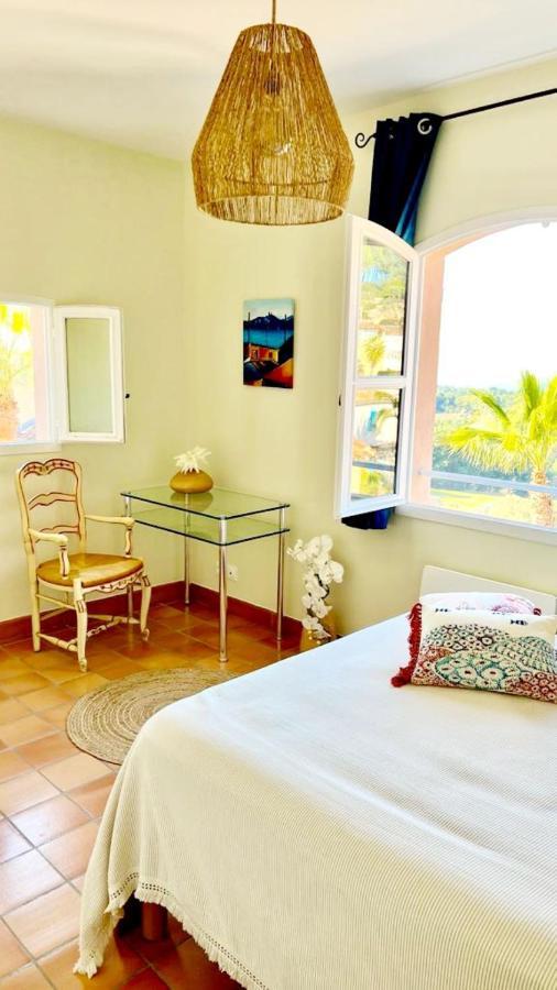 Hameau Des Amandiers Vue Mer - Piscine, Golf Et Tennis Prive แซ็งต์-ซีร์-ซูร์-แมร์ ภายนอก รูปภาพ